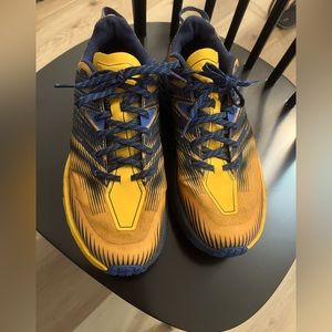 Hoka Sneakers -Speedgoat 4